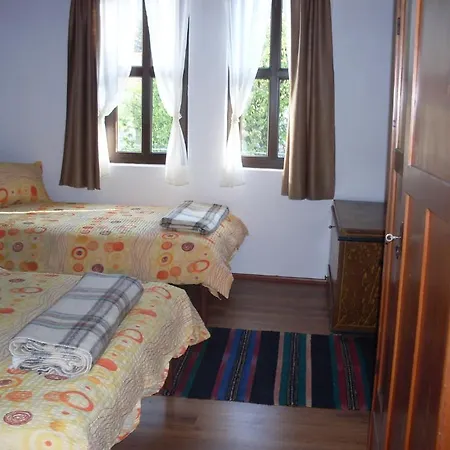 Penzion Tsutsovi House Kalofer