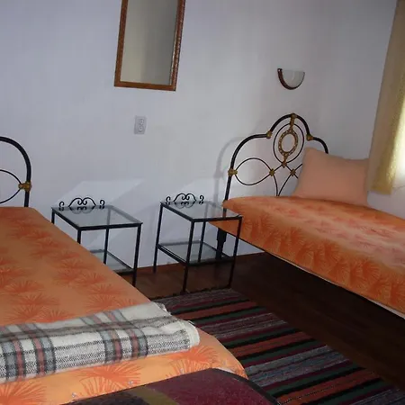 Tsutsovi House Pensionat