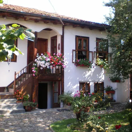 Tsutsovi House Penzion