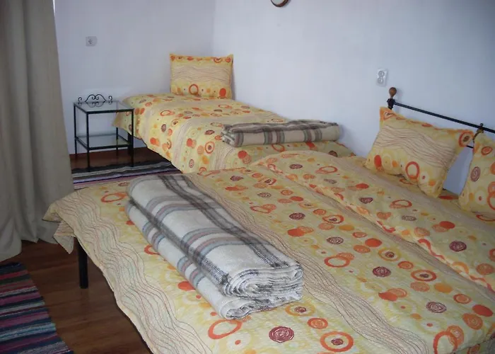 Tsutsovi House 2* Kalofer